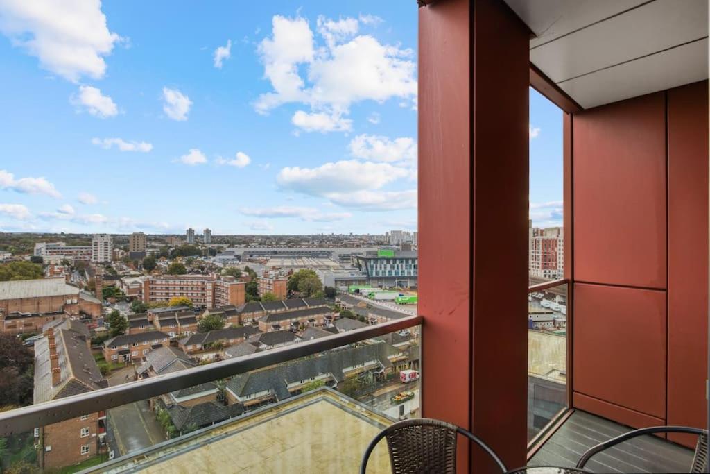 Apartamento 2 Bed & 2 Bath Next To Nine Elms Station - Zone 1 Londres