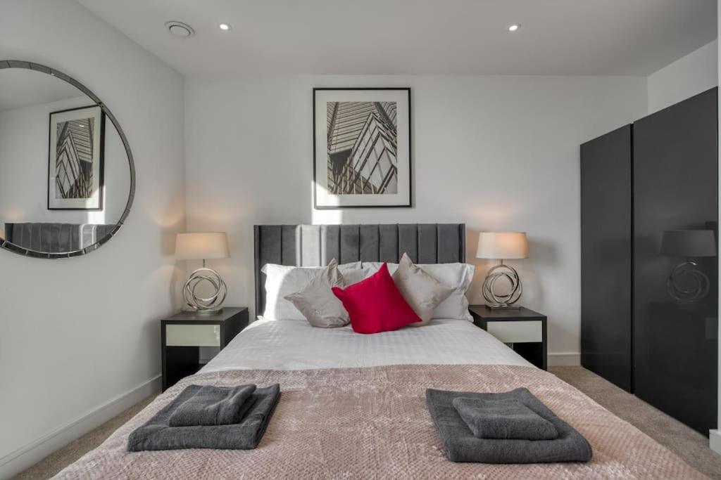 2 Bed & 2 Bath Next To Nine Elms Station - Zone 1 Londres